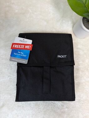 NWT PACKIT Freezable Lunch Bag - Black